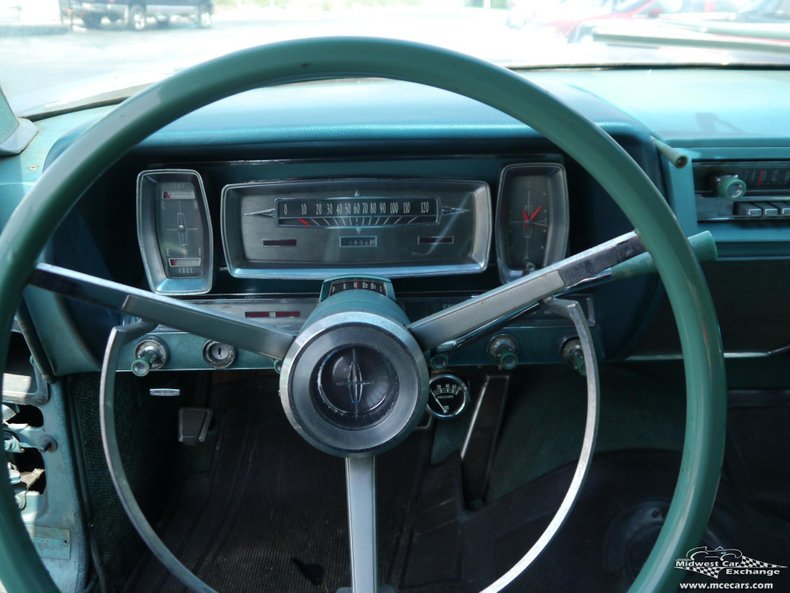 1961 lincoln continental 4 door sedan