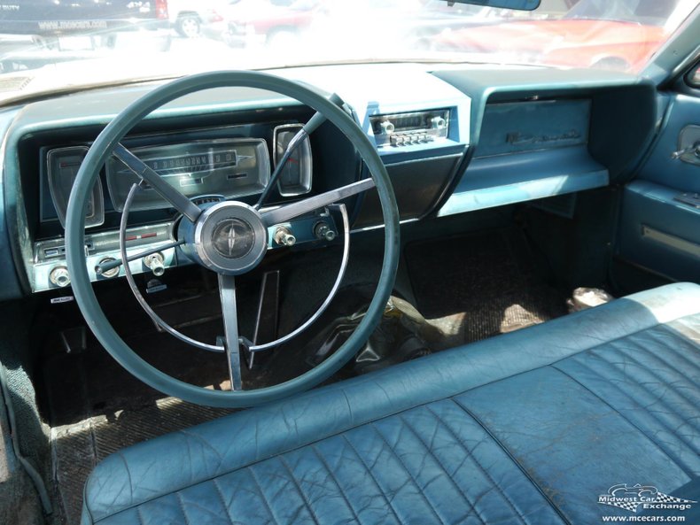 1961 lincoln continental 4 door sedan