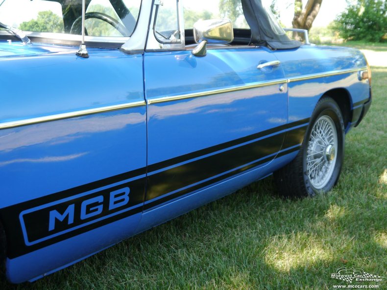 1976 mg b roadster