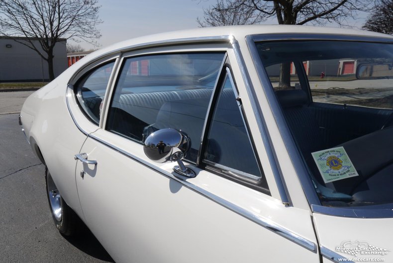 1969 oldsmobile cutlass s 2 door sports coupe