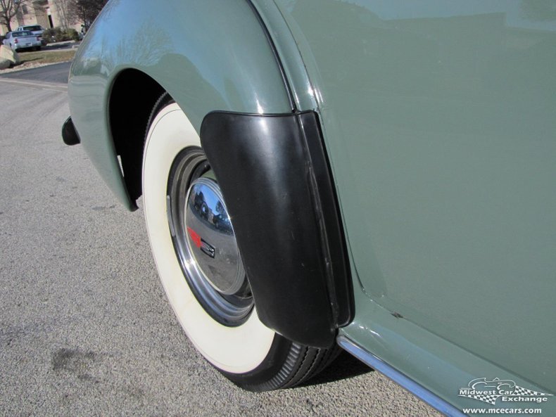 1940 oldsmobile series 90 custom cruiser 4 door