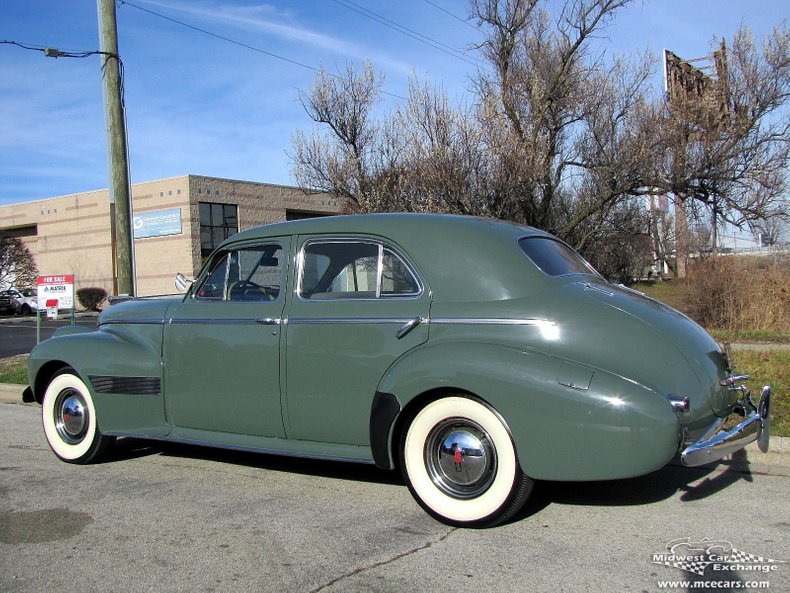 1940 oldsmobile series 90 custom cruiser 4 door