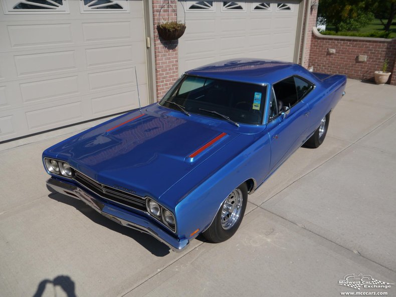 1969 plymouth roadrunner hard top