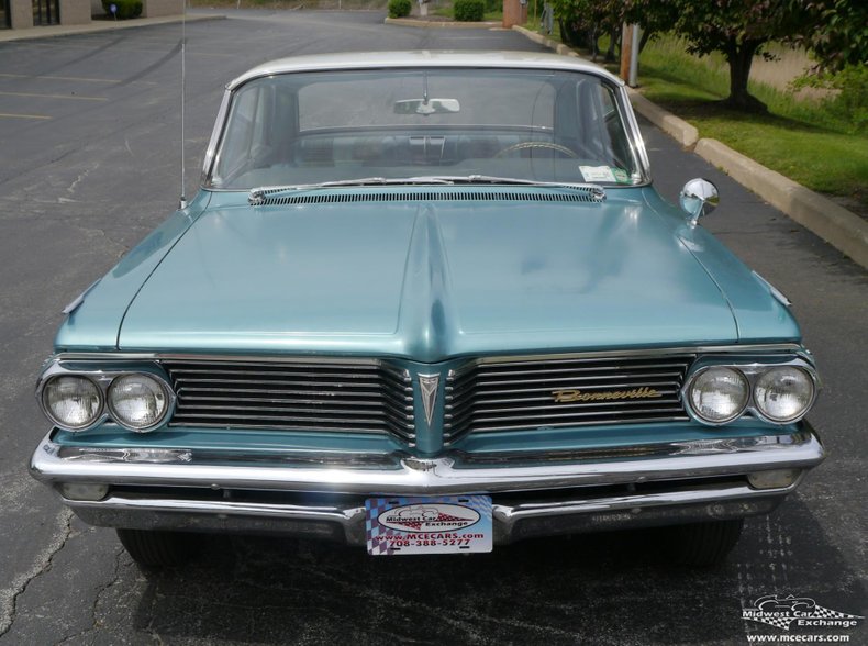 1962 pontiac bonneville 2 door hardtop