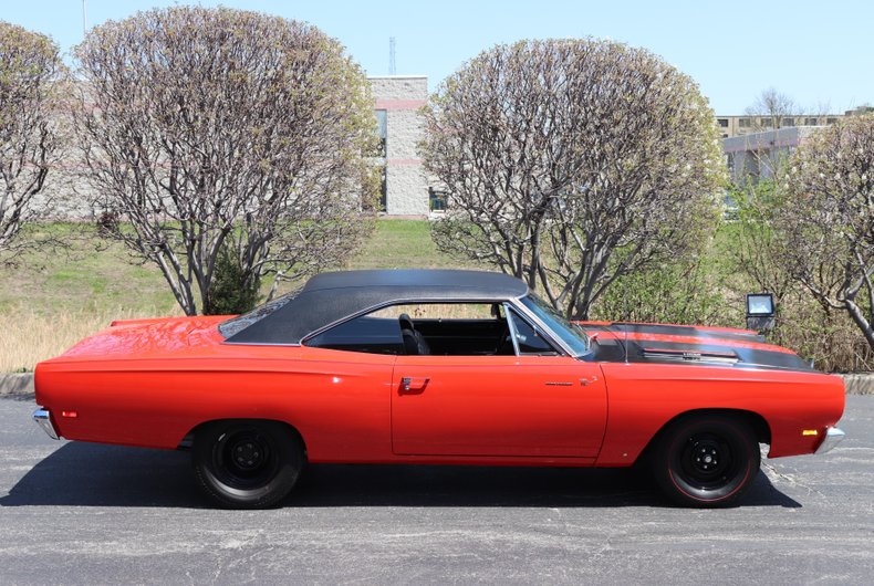 1969 plymouth roadrunner