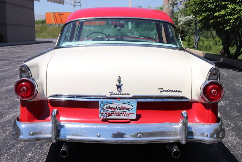 1955 ford fairlane club sedan