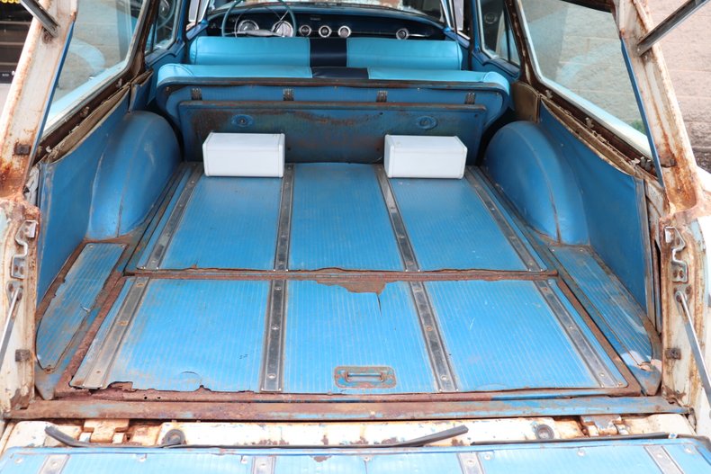 1958 pontiac star chief custom safari station wagon