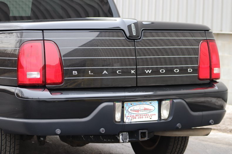 2002 lincoln blackwood pickup