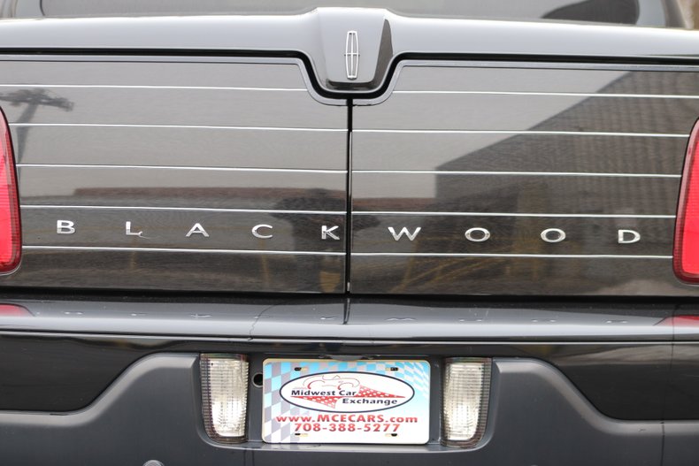 2002 lincoln blackwood pickup