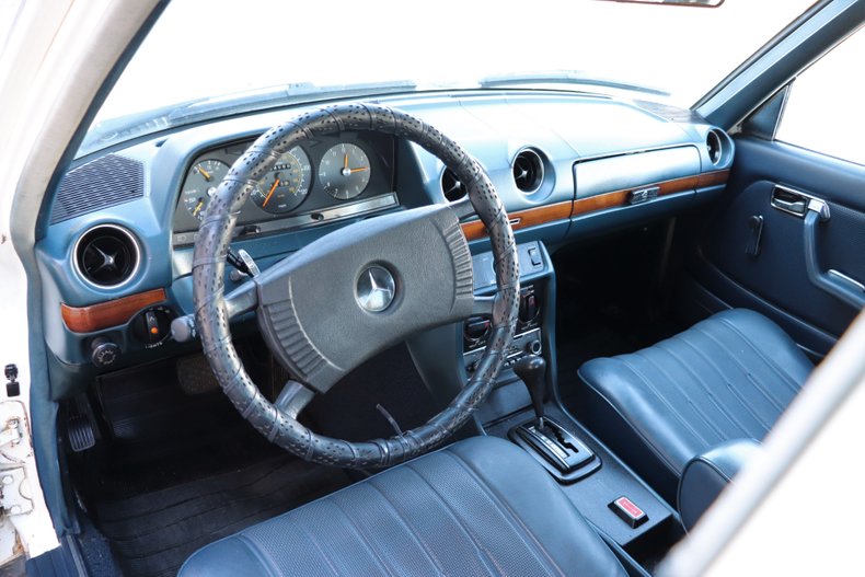 1978 mercedes benz 240d