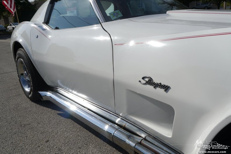 1976 chevrolet corvette stingray