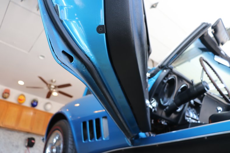 1968 chevrolet corvette stingray convertible