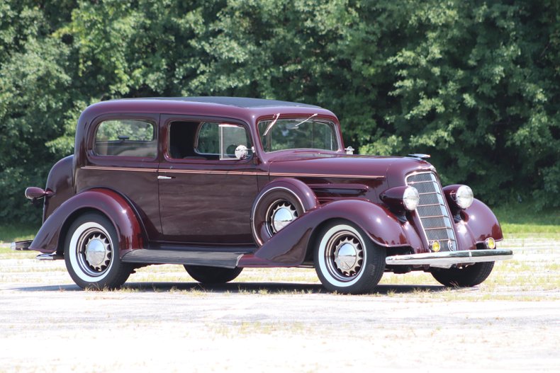 1934 oldsmobile series f two door sedan