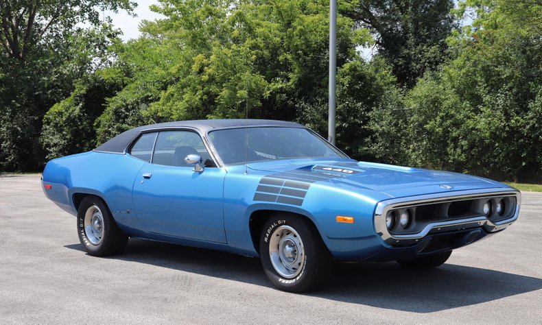 1972 Plymouth Road Runner | Midwest Car Exchange