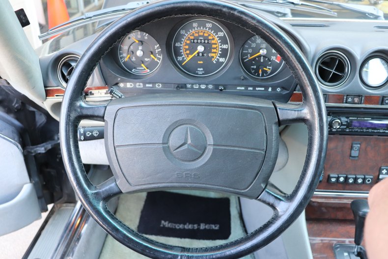 1986 mercedes benz 560 sl