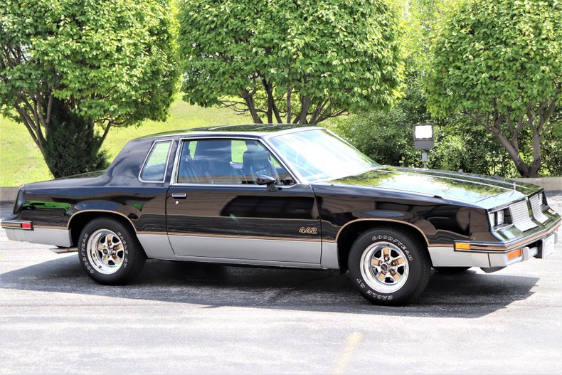 1985 oldsmobile 442