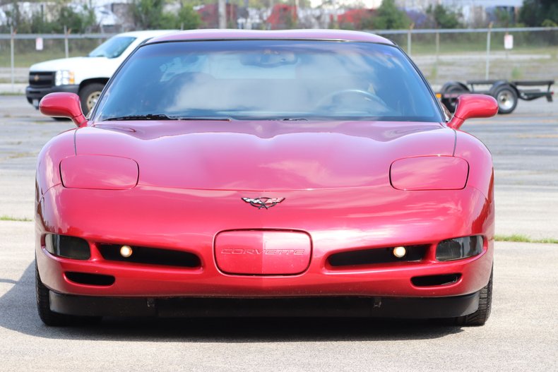 2004 Chevrolet Corvette | Midwest Car Exchange