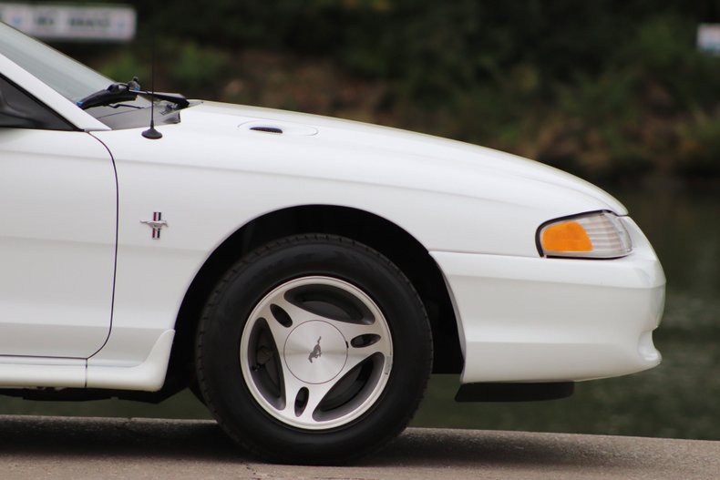 1998 ford mustang