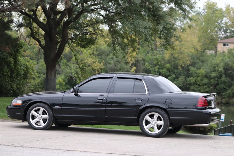 2003 mercury marauder