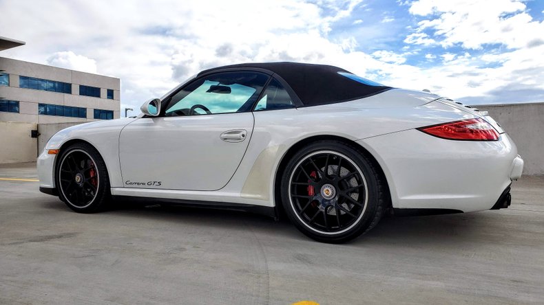 For Sale 2011 Porsche 911