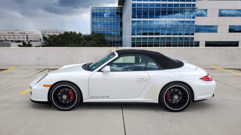 For Sale 2011 Porsche 911