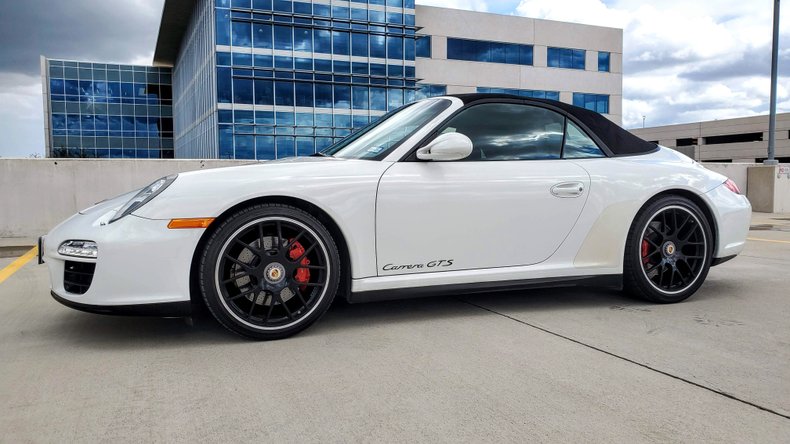 For Sale 2011 Porsche 911