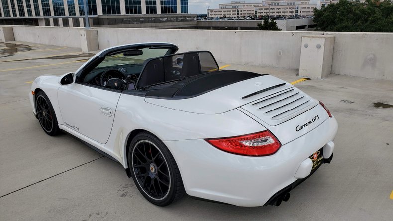 For Sale 2011 Porsche 911