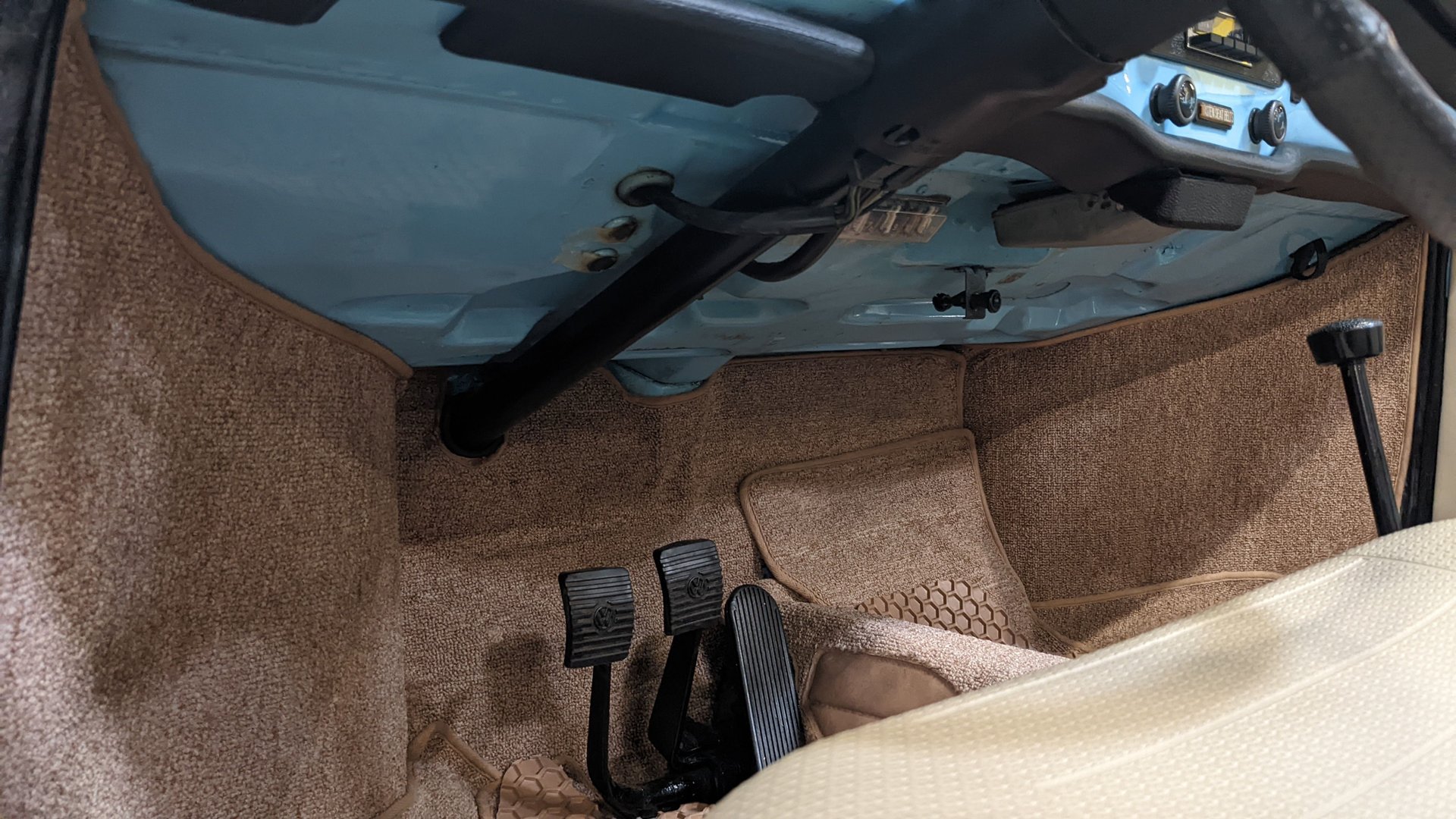 For Sale 1973 Volkswagen Karmann Ghia