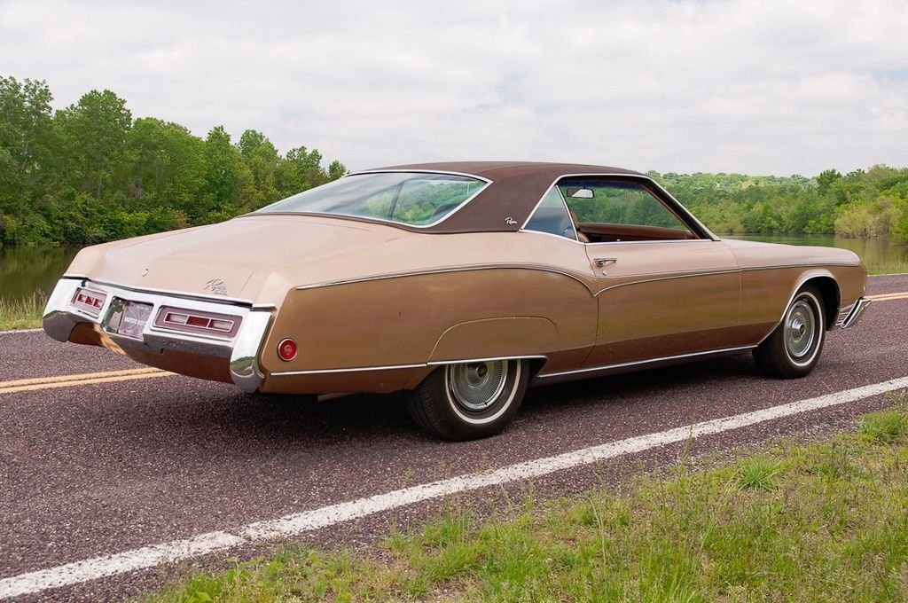 1970 Buick Riviera | MotoExotica