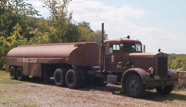 1960 peterbilt tanker