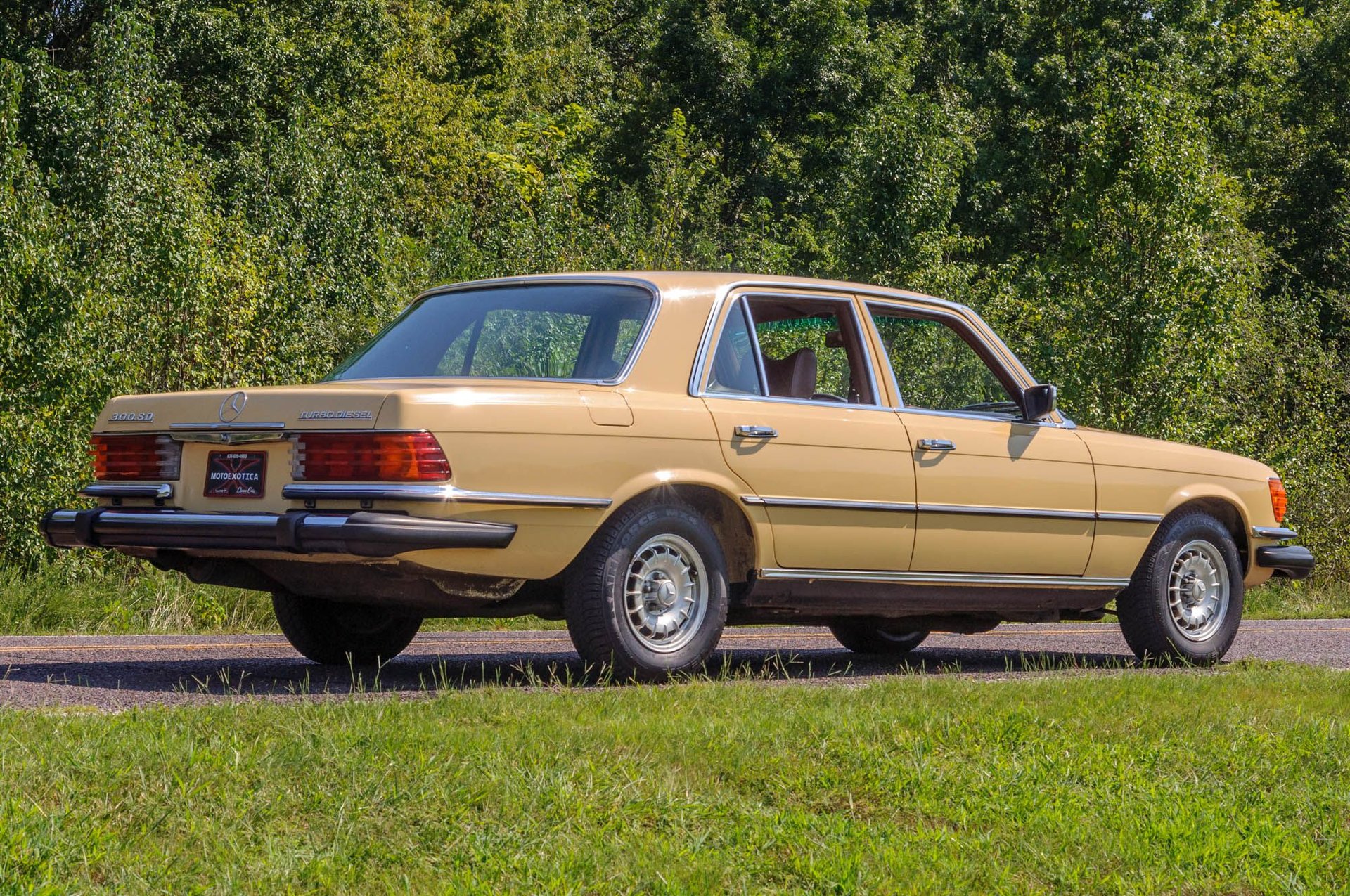 1980 Mercedes-Benz 300SD | Motoexotica Classic Cars