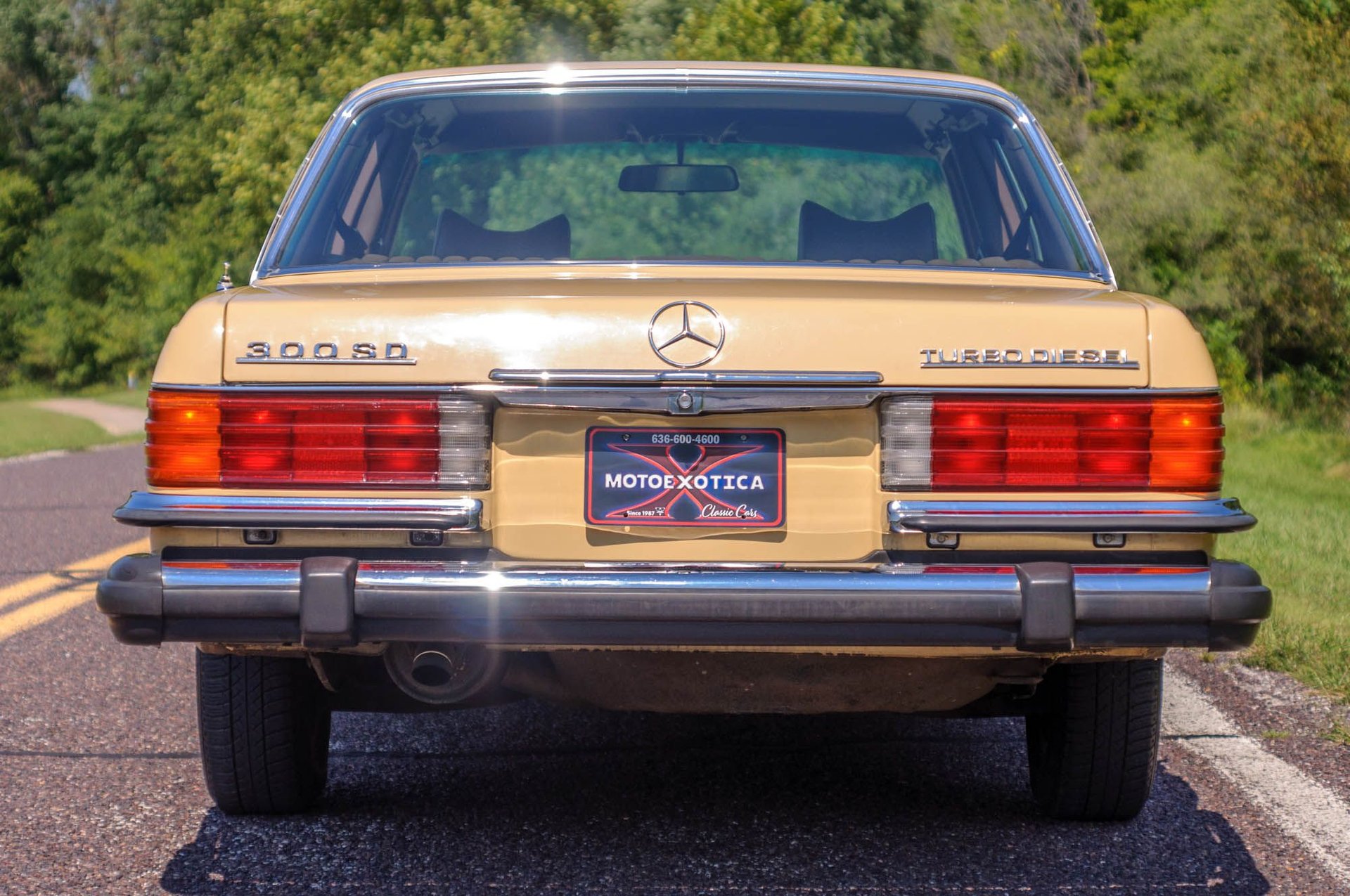 1980 Mercedes-Benz 300SD | Motoexotica Classic Cars