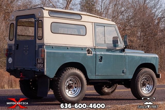 1972 Land Rover Defender | Motoexotica Classic Cars