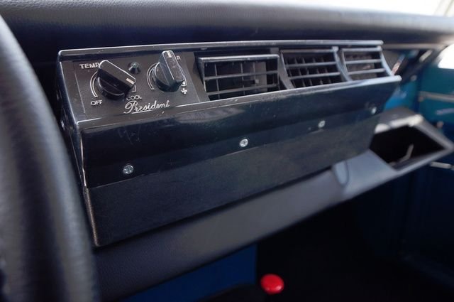 1973 Land Rover Series III | Motoexotica Classic Cars