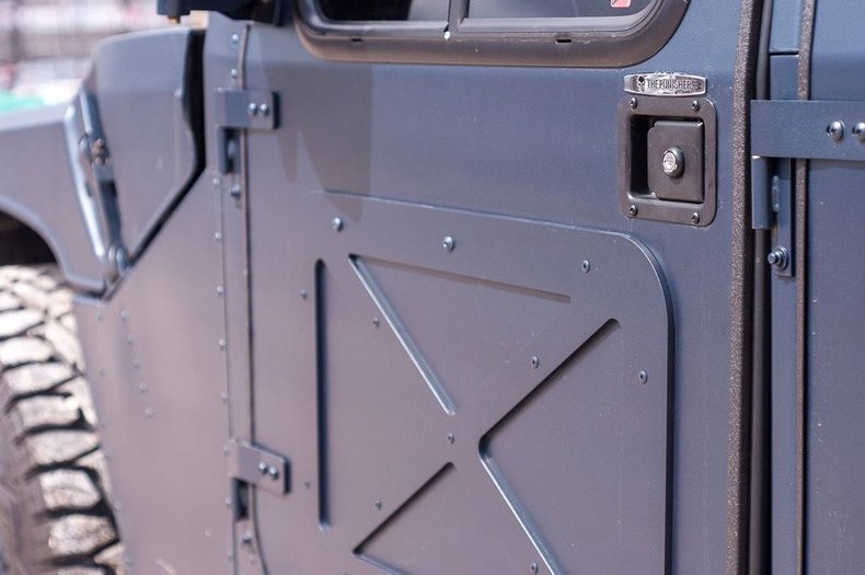2001 Am General Hummer | Motoexotica Classic Cars