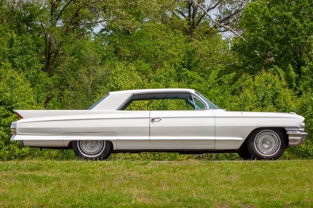 1962 Cadillac Series 62 | Motoexotica Classic Cars
