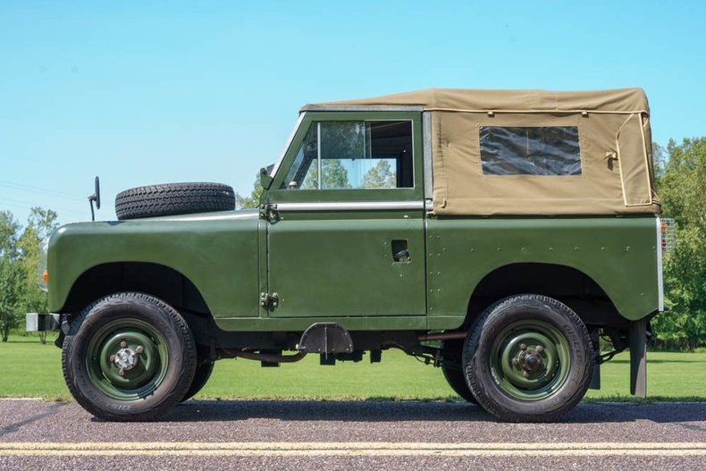 1971 Land Rover Series IIA | Motoexotica Classic Cars