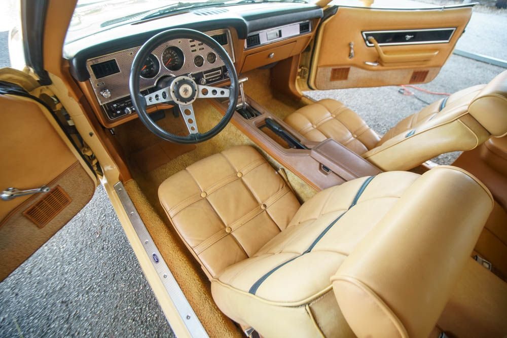 1977 ford mustang ii ghia