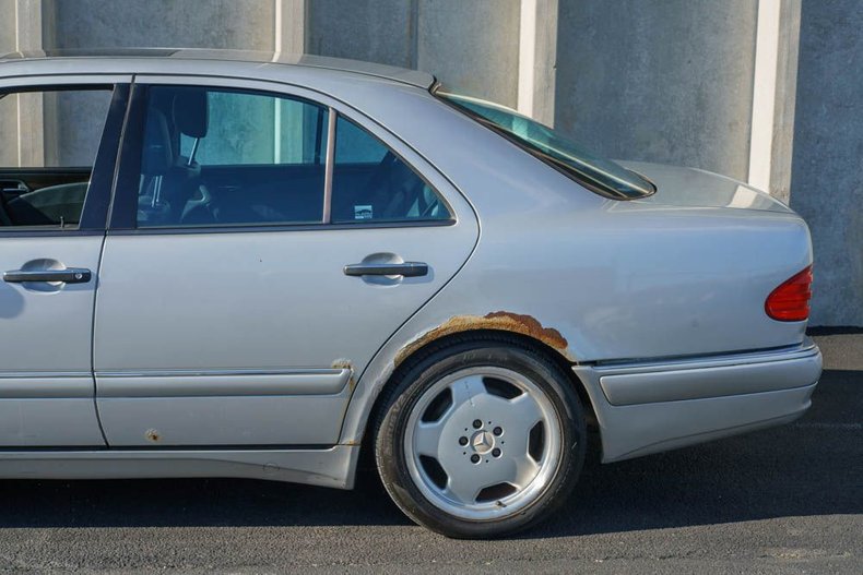 1999 Mercedes-Benz E55 36