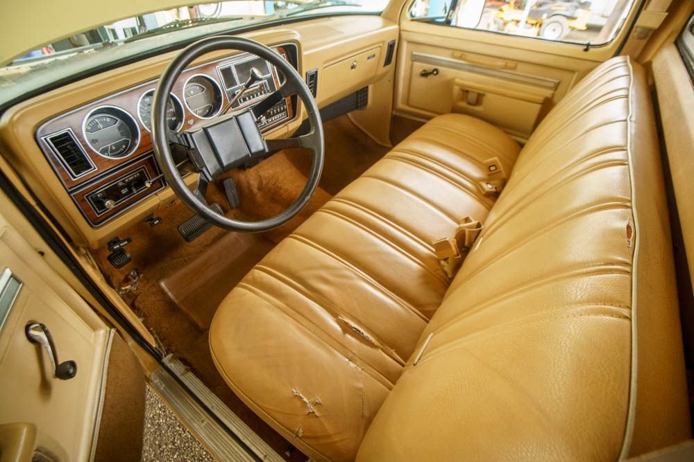 230407 | 1981 Dodge D150 Royal Half-ton | Motoexotica Classic Cars