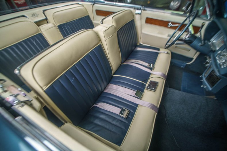 1963 Lincoln Continental 14