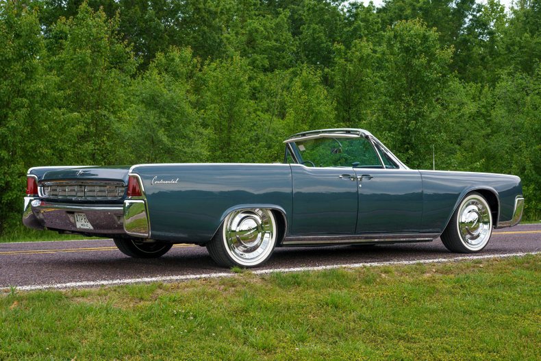 1963 Lincoln Continental 28