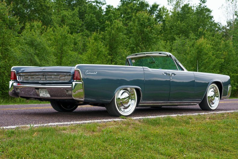 1963 Lincoln Continental 29