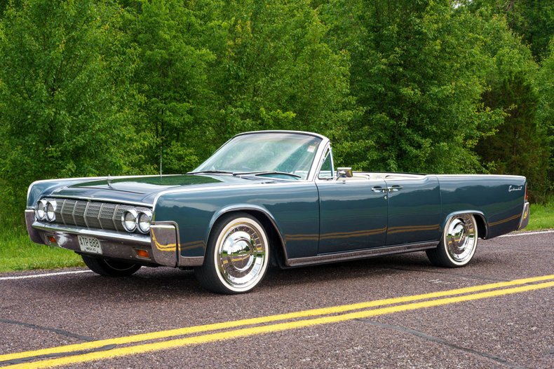 1963 Lincoln Continental 35