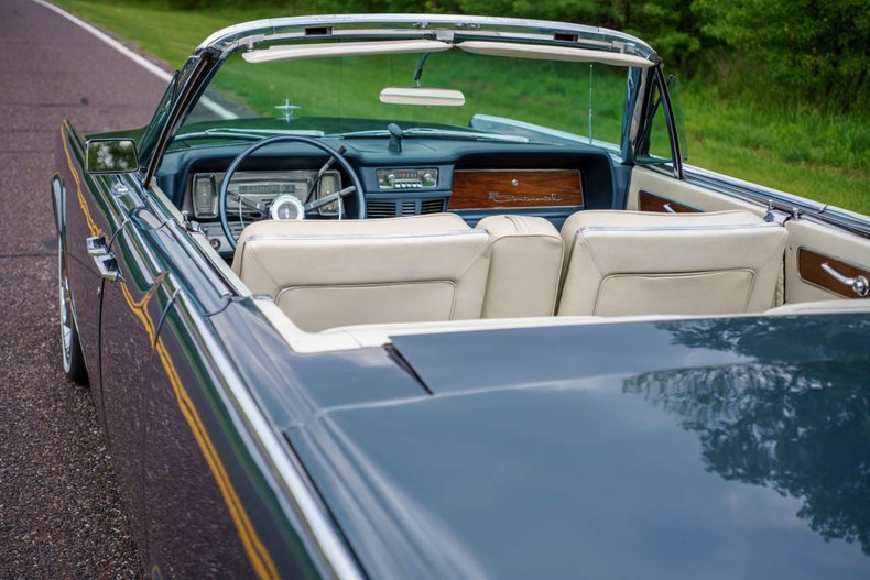 1963 Lincoln Continental 41