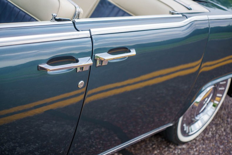 1963 Lincoln Continental 47