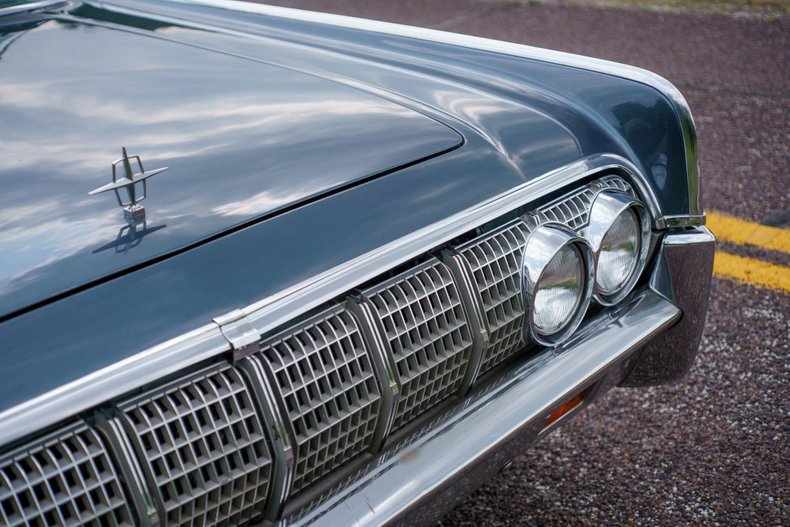 1963 Lincoln Continental 62