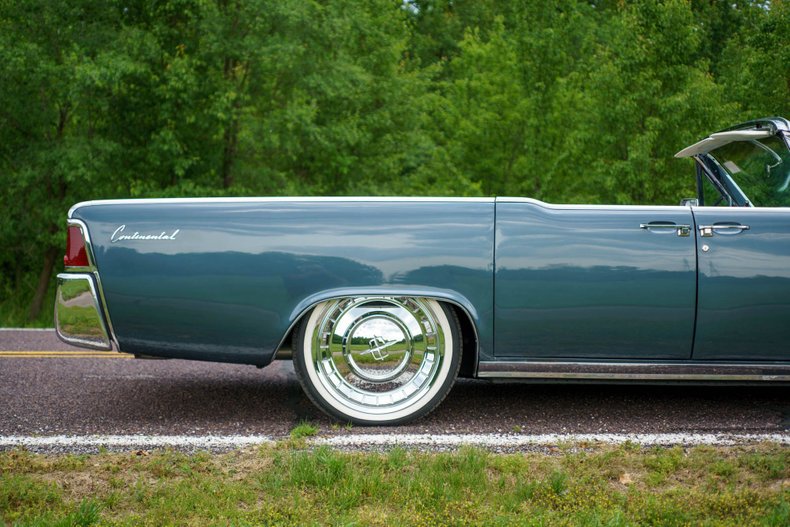 1963 Lincoln Continental 113