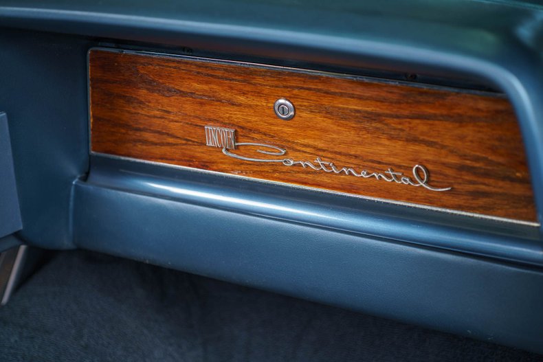 1963 Lincoln Continental 147