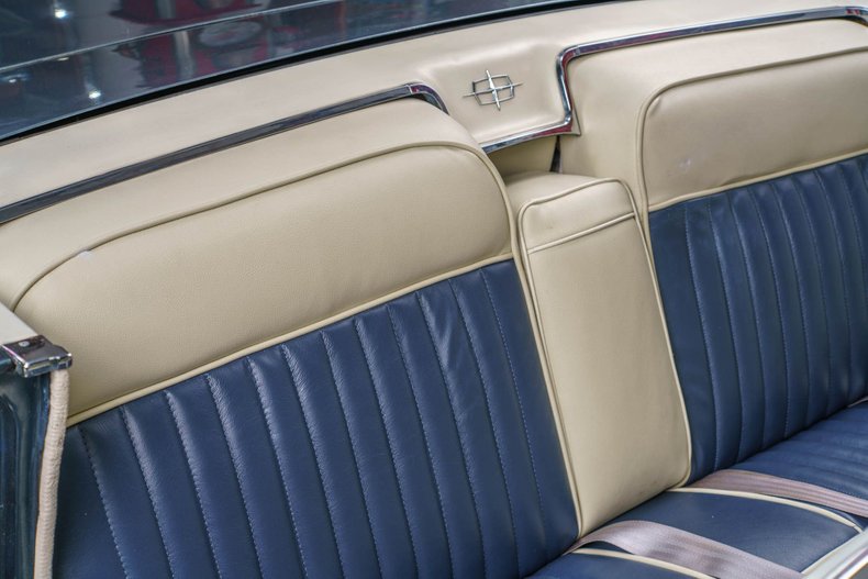 1963 Lincoln Continental 152